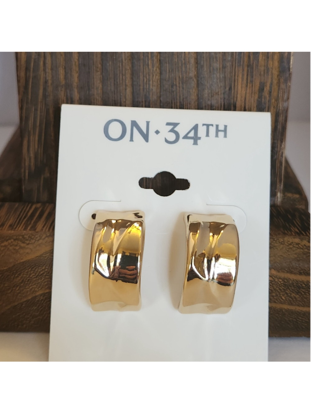 ON·34TH Gold Hoop Earrings - Picture 7 of 9